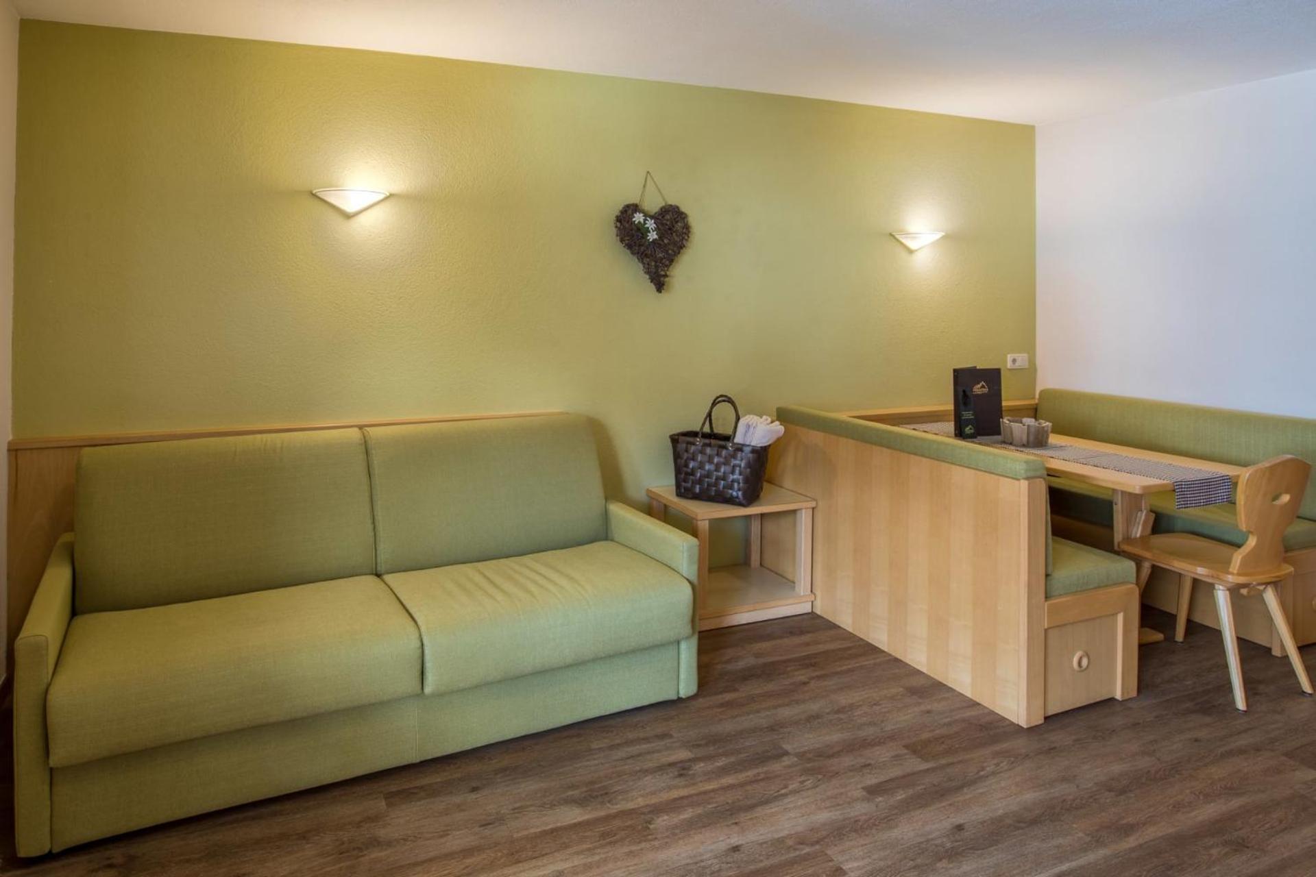 Mountain Living Apartments Сан-Валентино-алла-Мута Экстерьер фото