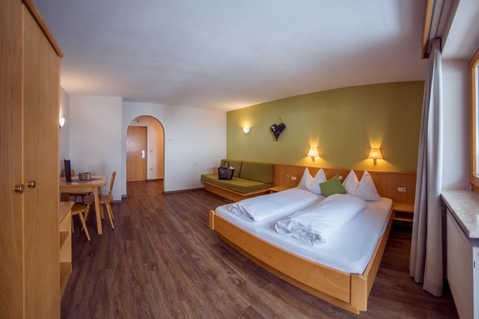 Mountain Living Apartments Сан-Валентино-алла-Мута Экстерьер фото
