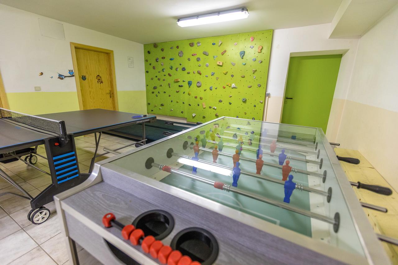 Mountain Living Apartments Сан-Валентино-алла-Мута Экстерьер фото